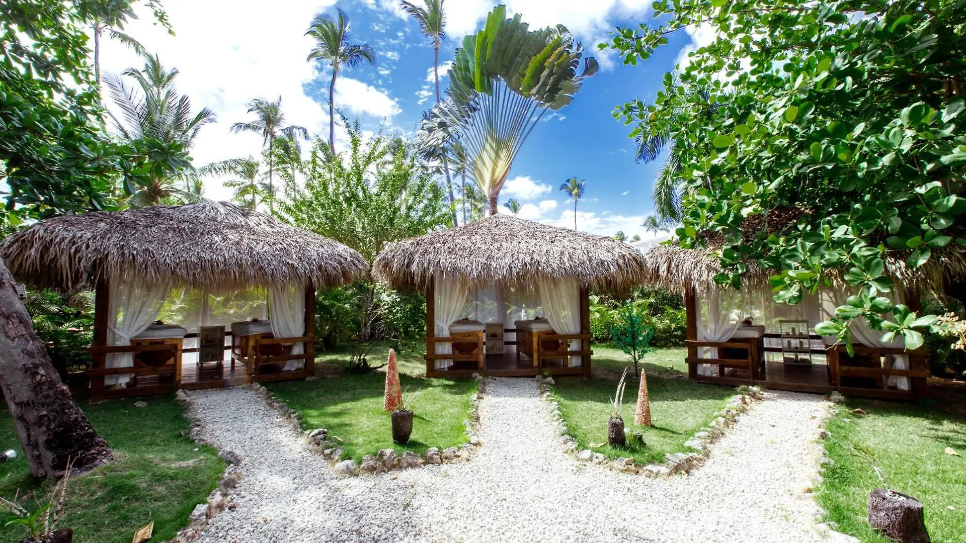 Ducassi Suites Rooftop Pool - Beach Club And Spa Punta Cana Otel