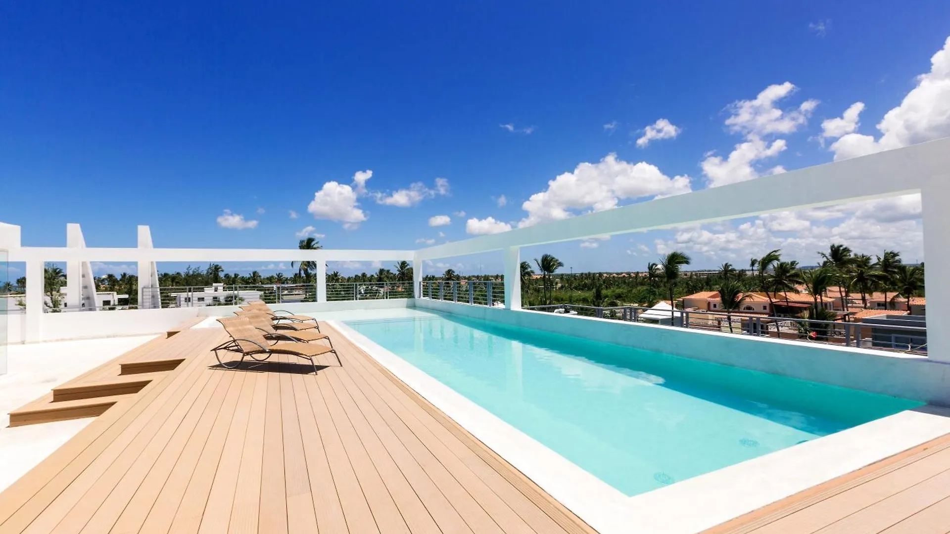 Ducassi Suites Rooftop Pool - Beach Club And Spa Punta Cana